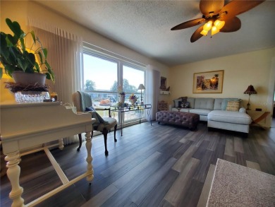 WELCOME TO THIS WARM AND INVITING, NO HOA FEE, SOLAR HOME, where on Sandpiper Golf Club in Florida - for sale on GolfHomes.com, golf home, golf lot
