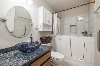 Nice home in Beautiful Hot Springs Village with Granite on DeSoto Golf Course in Arkansas - for sale on GolfHomes.com, golf home, golf lot