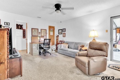 Lovely home close to park and swimming pool, offering a great on Hide-A-Way Lake Golf Course in Texas - for sale on GolfHomes.com, golf home, golf lot
