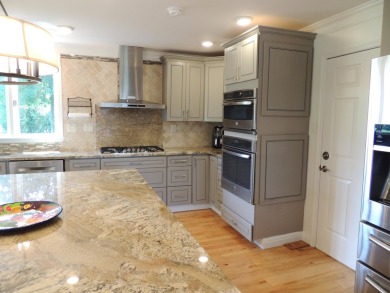 Located  on a scenic golf  course, this charming one and half on Frankfort Country Club in Kentucky - for sale on GolfHomes.com, golf home, golf lot