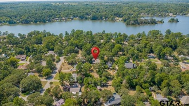 Lovely home close to park and swimming pool, offering a great on Hide-A-Way Lake Golf Course in Texas - for sale on GolfHomes.com, golf home, golf lot
