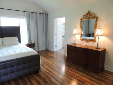 Located  on a scenic golf  course, this charming one and half on Frankfort Country Club in Kentucky - for sale on GolfHomes.com, golf home, golf lot