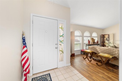 GATED 55+ COMMUNITY:  This 2 bedroom/ 2 bathroom home has new on Ocala Palms Golf and Country Club in Florida - for sale on GolfHomes.com, golf home, golf lot