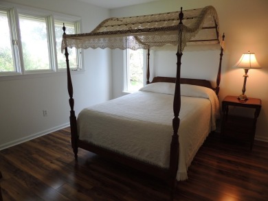 Located  on a scenic golf  course, this charming one and half on Frankfort Country Club in Kentucky - for sale on GolfHomes.com, golf home, golf lot