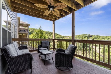 Spacious 3-Bedroom Walk-In Level Golf View Vacation Home - All on Ledgestone Country Club and Golf Course in Missouri - for sale on GolfHomes.com, golf home, golf lot