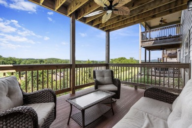 Spacious 3-Bedroom Walk-In Level Golf View Vacation Home - All on Ledgestone Country Club and Golf Course in Missouri - for sale on GolfHomes.com, golf home, golf lot