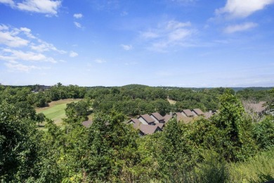 Spacious 3-Bedroom Walk-In Level Golf View Vacation Home - All on Ledgestone Country Club and Golf Course in Missouri - for sale on GolfHomes.com, golf home, golf lot