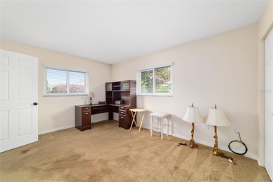 GATED 55+ COMMUNITY:  This 2 bedroom/ 2 bathroom home has new on Ocala Palms Golf and Country Club in Florida - for sale on GolfHomes.com, golf home, golf lot