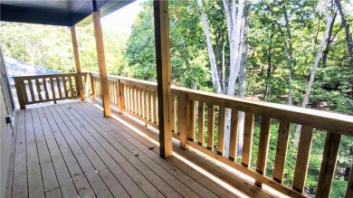 Beautiful New Custom Home in Bella Vista! Situated on a .33-acre on Bella Vista - Metfield Golf Complex and Country Club in Arkansas - for sale on GolfHomes.com, golf home, golf lot