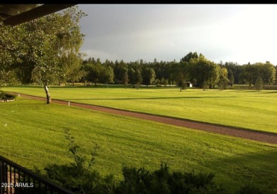 Rare Location! These golf course condos do not come up for sale on Pinewood Country Club in Arizona - for sale on GolfHomes.com, golf home, golf lot