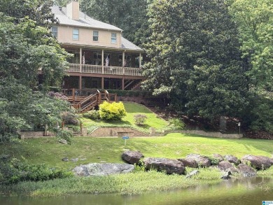 Stunning 5BR/4.5BA 4-side brick home in the prestigious on Riverchase Country Club in Alabama - for sale on GolfHomes.com, golf home, golf lot