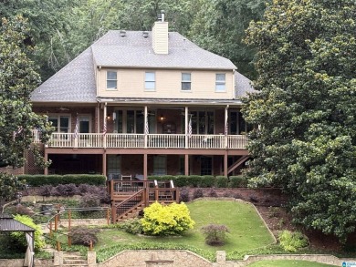 Stunning 5BR/4.5BA 4-side brick home in the prestigious on Riverchase Country Club in Alabama - for sale on GolfHomes.com, golf home, golf lot