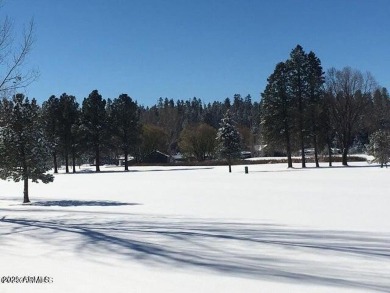 Rare Location! These golf course condos do not come up for sale on Pinewood Country Club in Arizona - for sale on GolfHomes.com, golf home, golf lot