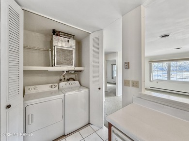 Welcome to this spacious 2 BD/1 BA attached End Unit (Cambridge on Leisure Village West Assoc. in New Jersey - for sale on GolfHomes.com, golf home, golf lot