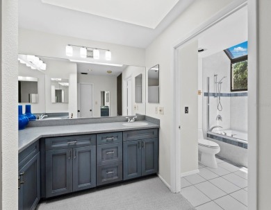 Bathed in natural light, this 2BR, 2.5BA townhome in Fairway Bay on Longboat Key Golf Club Resort in Florida - for sale on GolfHomes.com, golf home, golf lot