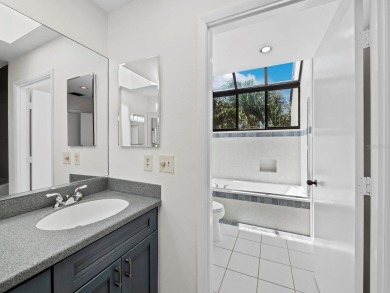 Bathed in natural light, this 2BR, 2.5BA townhome in Fairway Bay on Longboat Key Golf Club Resort in Florida - for sale on GolfHomes.com, golf home, golf lot