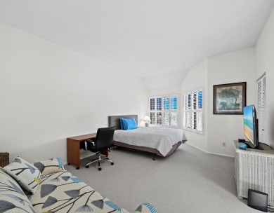 Bathed in natural light, this 2BR, 2.5BA townhome in Fairway Bay on Longboat Key Golf Club Resort in Florida - for sale on GolfHomes.com, golf home, golf lot