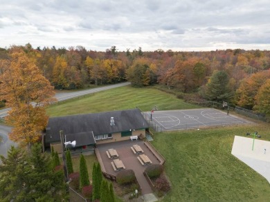TURN KEY spacious home with modern updates throughout within the on Pocono Farms Country Club in Pennsylvania - for sale on GolfHomes.com, golf home, golf lot