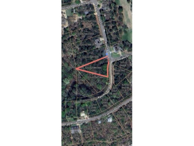 Ready to build your dream home? Near the main entrance, your new on Holiday Island Golf Course in Arkansas - for sale on GolfHomes.com, golf home, golf lot