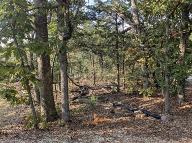 Ready to build your dream home? Near the main entrance, your new on Holiday Island Golf Course in Arkansas - for sale on GolfHomes.com, golf home, golf lot