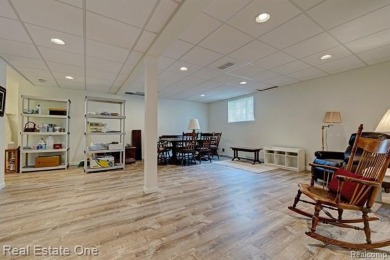 Beautiful End Unit Ranch Condo in Desirable Golf Community! on The Captains Club At Woodfield in Michigan - for sale on GolfHomes.com, golf home, golf lot
