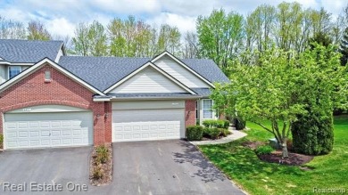 Beautiful End Unit Ranch Condo in Desirable Golf Community! on The Captains Club At Woodfield in Michigan - for sale on GolfHomes.com, golf home, golf lot