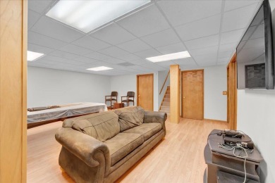 Beautiful 5-Bedroom Home on the Golf Course in Split Rock 
 on Split Rock Resort and Country Club in Pennsylvania - for sale on GolfHomes.com, golf home, golf lot