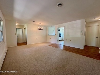 Charming 2 Bed, 2 Bath Home in gated 55+ Leisure Village West! on Leisure Village West Assoc. in New Jersey - for sale on GolfHomes.com, golf home, golf lot