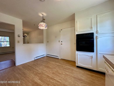 Charming 2 Bed, 2 Bath Home in gated 55+ Leisure Village West! on Leisure Village West Assoc. in New Jersey - for sale on GolfHomes.com, golf home, golf lot