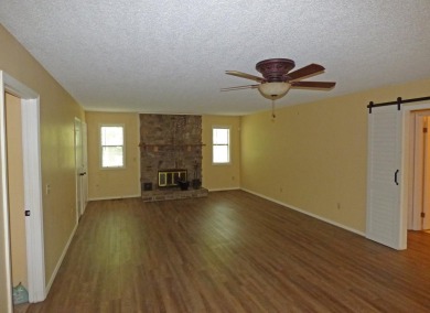 South Fork River Views! This one-level home has 2 bedrooms, 2 on Cherokee Village North Course in Arkansas - for sale on GolfHomes.com, golf home, golf lot
