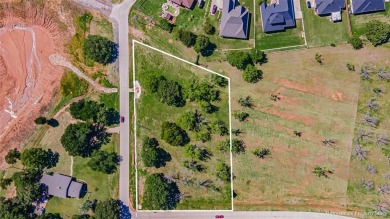1.9 Acre Premium Corner Lot with Mature Oak and Pecan Trees on Pecan Plantation Country Club in Texas - for sale on GolfHomes.com, golf home, golf lot