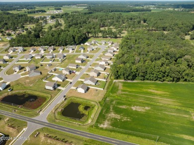 Nearly 3,000 square feet nestled next to Ayden Golf and Country on Ayden Golf and Country Club in North Carolina - for sale on GolfHomes.com, golf home, golf lot