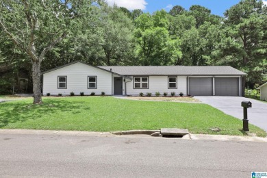 Welcome to 2129 Vicki Dr - a spacious one-level home zoned for on Grayson Valley Country Club in Alabama - for sale on GolfHomes.com, golf home, golf lot