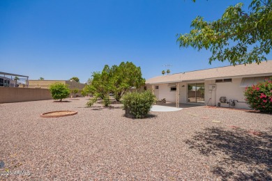 This cute, updated 2 bedroom is the perfect ''lock & leave'' on Sun City Country Club in Arizona - for sale on GolfHomes.com, golf home, golf lot
