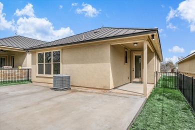 Welcome to 319 Parallel Circle. This like-new home was built in on Ram Rock Golf Course in Texas - for sale on GolfHomes.com, golf home, golf lot