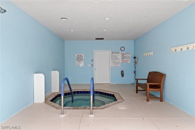 Welcome to this ranch style condo in the heart of Fort Myers on Myerlee Country Club in Florida - for sale on GolfHomes.com, golf home, golf lot