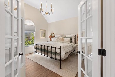 Welcome home to this beautifully updated 5-bedroom, 4-bath on Canongate At Eagle Watch Golf Club in Georgia - for sale on GolfHomes.com, golf home, golf lot