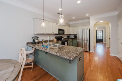 HUGE townhome on the 10th hole of the Inverness Country Club on Inverness Country Club in Alabama - for sale on GolfHomes.com, golf home, golf lot