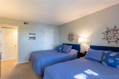 Location, Lifestyle & Convenience, this 1 has It All! Welcome to on The Oaks Golf Course in Missouri - for sale on GolfHomes.com, golf home, golf lot