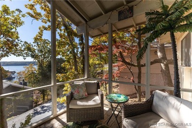 Location, Lifestyle & Convenience, this 1 has It All! Welcome to on The Oaks Golf Course in Missouri - for sale on GolfHomes.com, golf home, golf lot