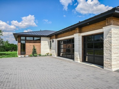July 2025 Promo: 1)Club Car golf cart w/ lithium batteries, 48* on Apple Rock Golf Course - Horseshoe Bay in Texas - for sale on GolfHomes.com, golf home, golf lot