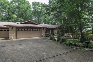 Villa Alegre Townhome wonderfully located on Burladero Trace on DeSoto Golf Course in Arkansas - for sale on GolfHomes.com, golf home, golf lot