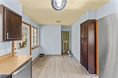 Great investment opportunity in desirable Holston Hills! This on  in Tennessee - for sale on GolfHomes.com, golf home, golf lot