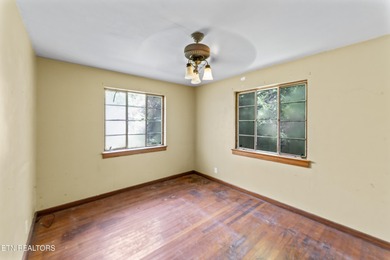 Great investment opportunity in desirable Holston Hills! This on  in Tennessee - for sale on GolfHomes.com, golf home, golf lot