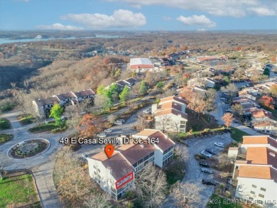 Location! Location!  Welcome to this 2 bed/ 2 bath condo located on Seasons Ridge At Four Seasons in Missouri - for sale on GolfHomes.com, golf home, golf lot