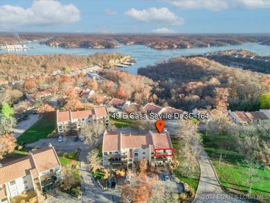 Location! Location!  Welcome to this 2 bed/ 2 bath condo located on Seasons Ridge At Four Seasons in Missouri - for sale on GolfHomes.com, golf home, golf lot