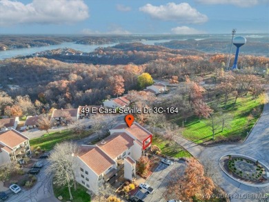Location! Location!  Welcome to this 2 bed/ 2 bath condo located on Seasons Ridge At Four Seasons in Missouri - for sale on GolfHomes.com, golf home, golf lot