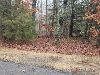 Desirable lot with gentle slope in a prime Bella Vista locale on Bella Vista Country Club - Scottsdale in Arkansas - for sale on GolfHomes.com, golf home, golf lot