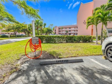 Welcome Home! Relax and enjoy your slice of paradise with this on Quail Run Golf Club In Naples in Florida - for sale on GolfHomes.com, golf home, golf lot
