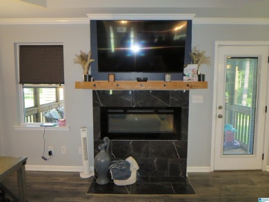 Beautiful home that is only 5 years old but looks brand new! on Lakeview Country Club in Alabama - for sale on GolfHomes.com, golf home, golf lot